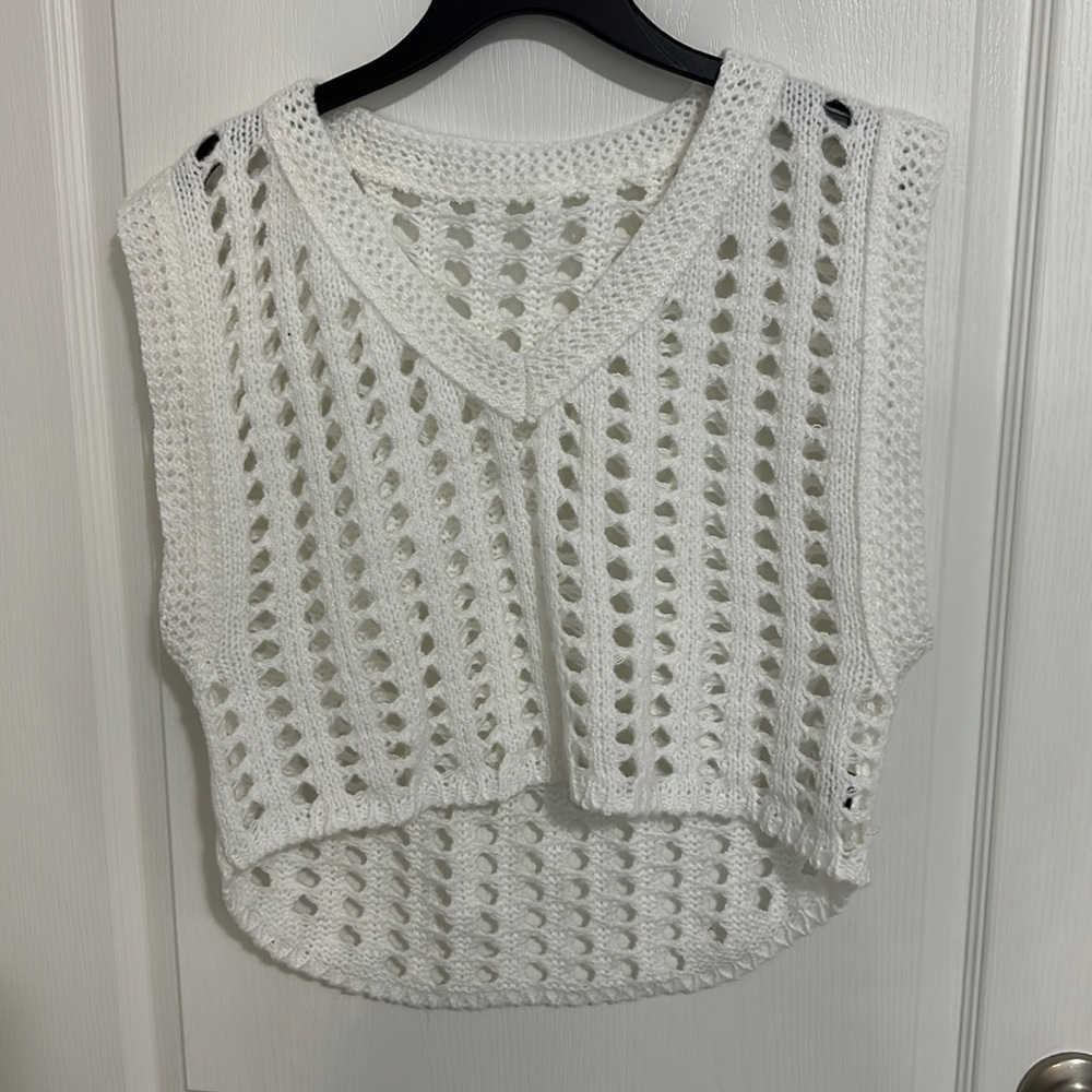 Never worn crotchet top